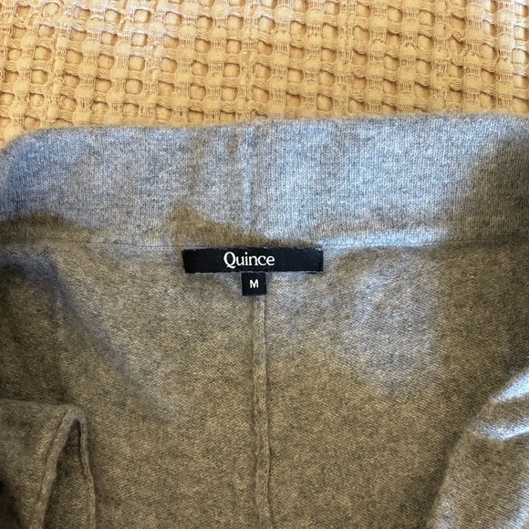 Quince Maternity Gray Cashmere Joggers - size Medium - Picture 4 of 4